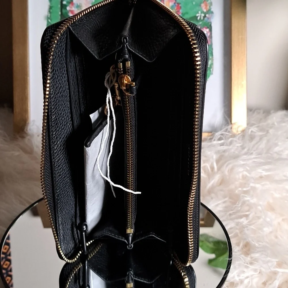 Tory Burch nwots tory